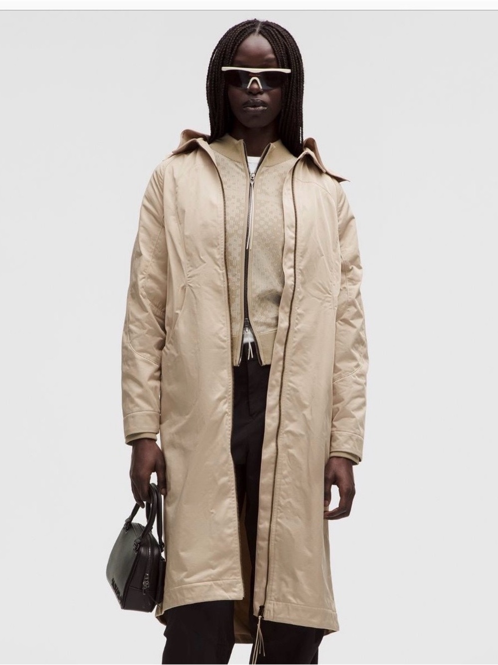 lululemon athletica SLNSH Women's Removable-Hood Taffeta Trench in Mojave Tan.
